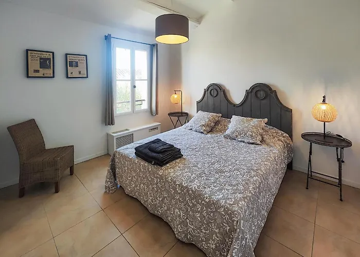 Feriehus Cozy In Saint-laurent-de-la-ca With Wifi *